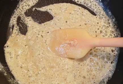 Фото шага рецепта Запеченные блины с жюльеном 175269 шаг 12  