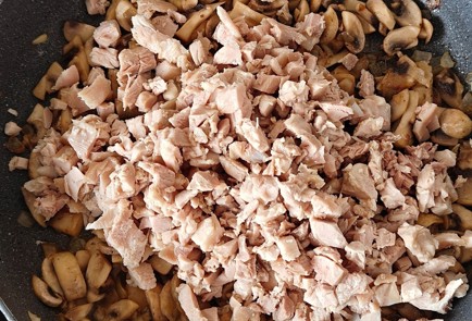 Фото шага рецепта Запеченные блины с жюльеном 175269 шаг 9  