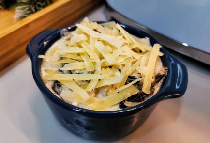 Фото шага рецепта Жульен с курицей и грибами 45809 шаг 2  