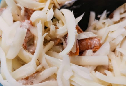 Фото шага рецепта Жюльен из лисичек 174724 шаг 11  