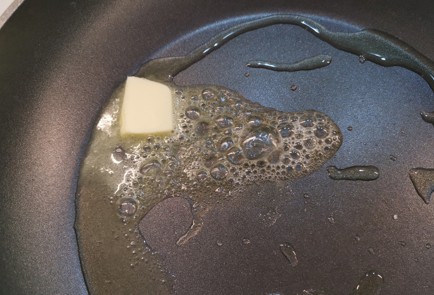 Фото шага рецепта Жюльен из опят 187106 шаг 5  