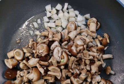 Фото шага рецепта Жюльен из опят 187106 шаг 6  