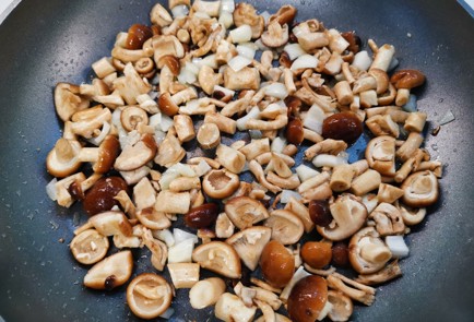 Фото шага рецепта Жюльен из опят 187106 шаг 7  