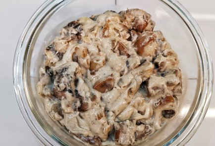 Фото шага рецепта Жюльен с хрустящей корочкой 173348 шаг 9  