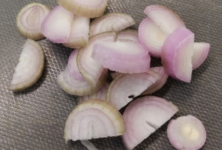 Фото шага рецепта Жюльен с камамбером 175410 шаг 2  