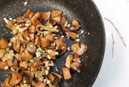 Фото шага рецепта Жюльен с камамбером 175410 шаг 9  