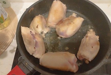 Фото шага рецепта Жюльен с куриным филе и грибами 191148 шаг 5  