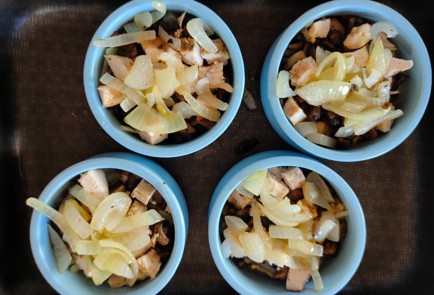 Фото шага рецепта Жюльен с помидором 174279 шаг 11  