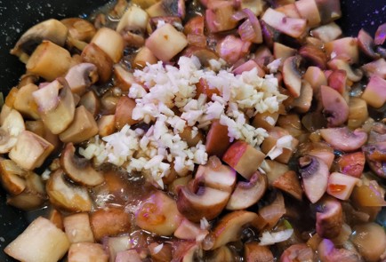 Фото шага рецепта Жюльен треформаджи 152241 шаг 4  