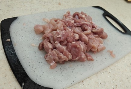 Фото шага рецепта Жюльен в слоеном тесте 189090 шаг 1  