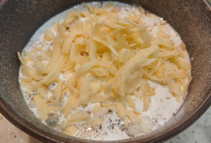 Фото шага рецепта Жюльен в слоеном тесте 189090 шаг 10  