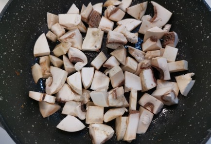 Фото шага рецепта Жюльен 188241 шаг 1