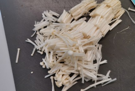 Фото шага рецепта Жюльен 188241 шаг 2