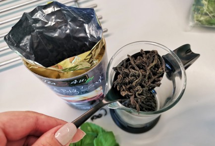 Фото шага рецепта Зимний мятный чай 140036 шаг 2  