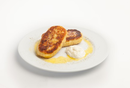 Фото шага рецепта Зразы картофельные с луком и яйцом 91465 шаг 6  