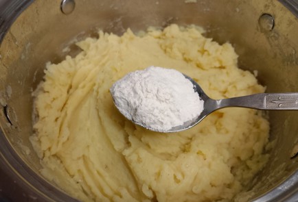 Фото шага рецепта Зразы картофельные с сыром 191610 шаг 5  