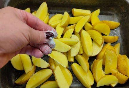 Фото шага рецепта Зубатка с картофелем 175118 шаг 7