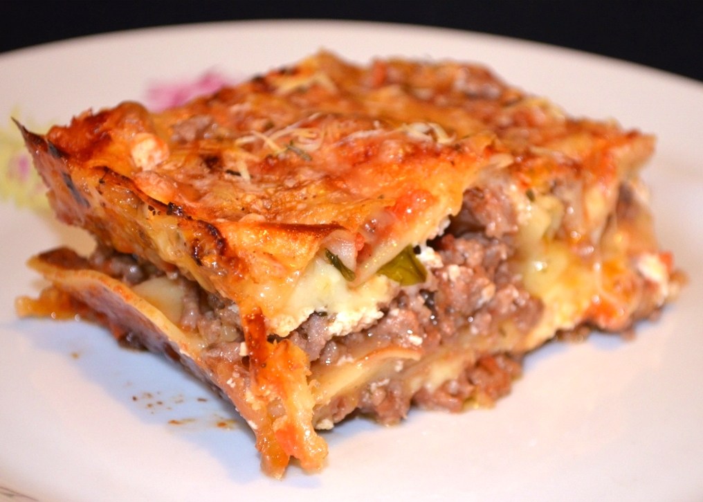 Фото рецепт Иммигрантская лазанья болоньезе с грибами и 3 сырами