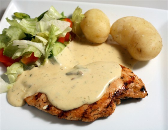 Фото рецепт Соус сметанный с луком