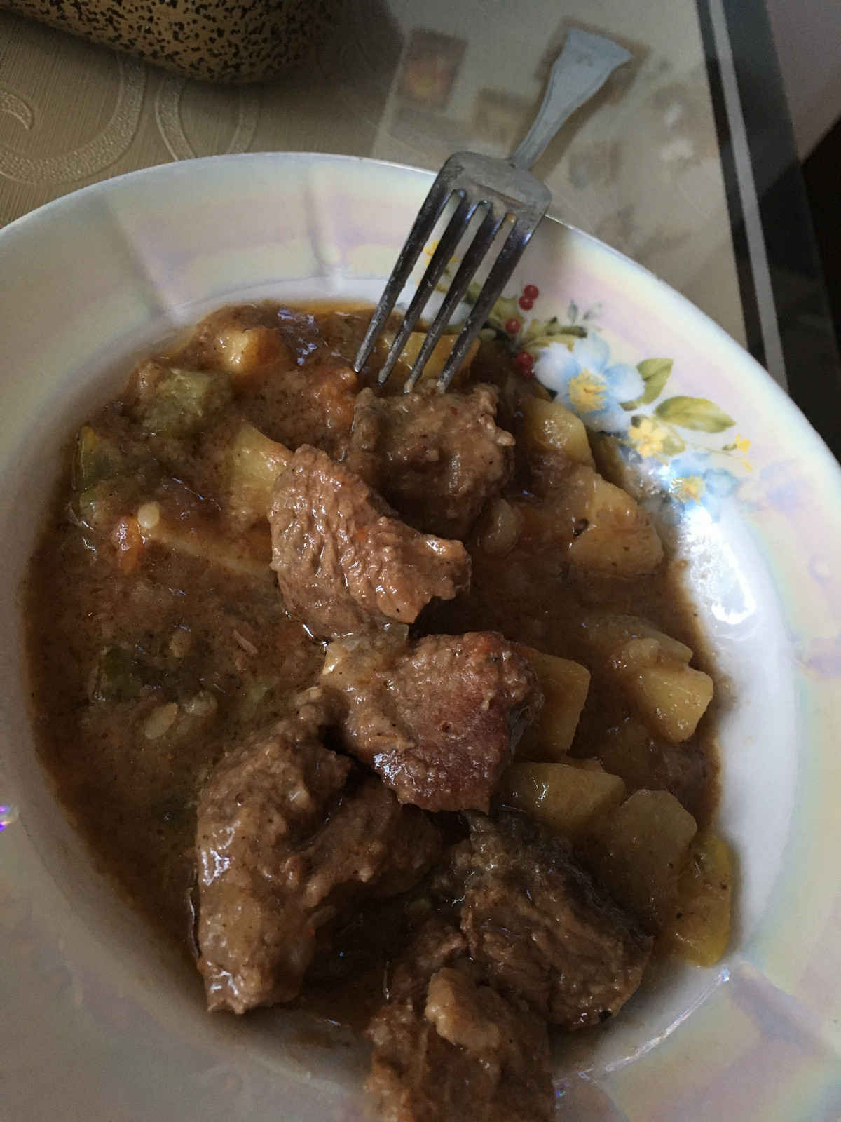 Фото рецепт Тушеная говядина с овощами