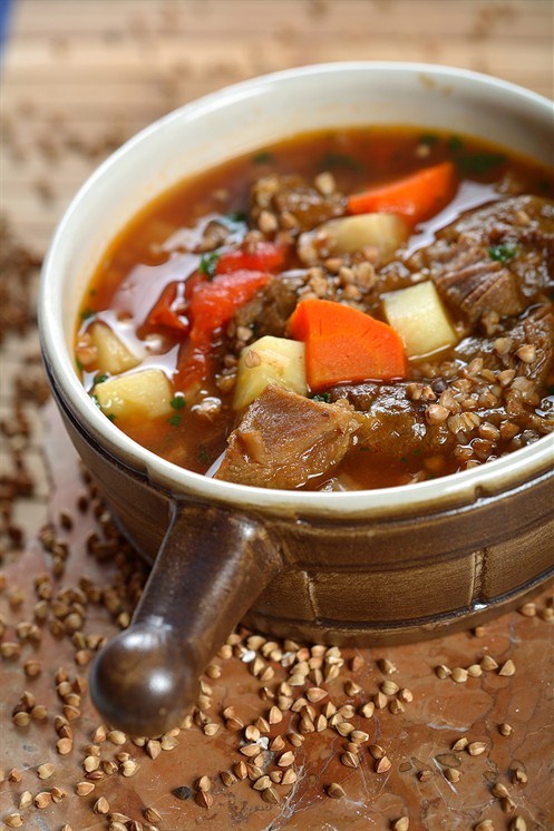 Фото рецепт Гречка со свининой в горшочке