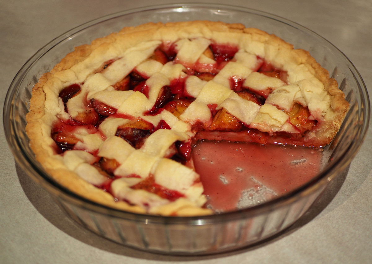 Фото рецепт Пирог со сливами из песочного теста