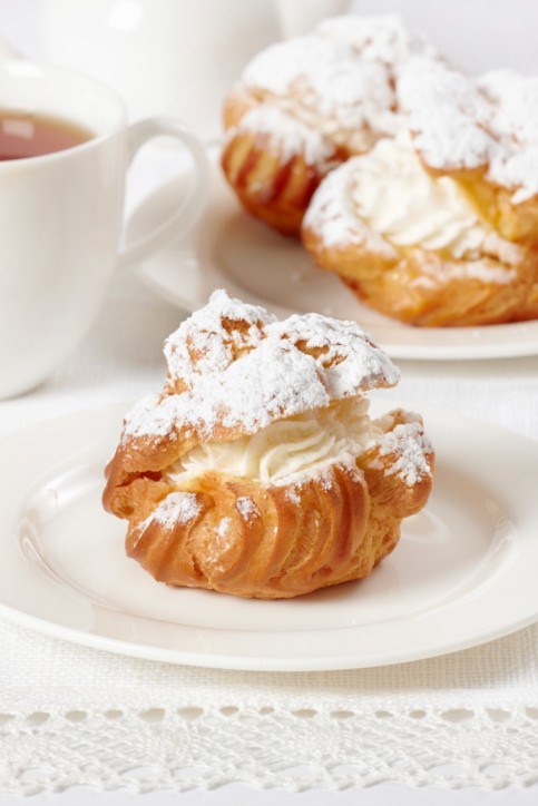 Фото рецепт Эклеры со сливочно-творожным кремом