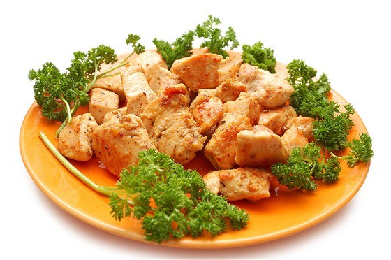 Фото рецепт Золотистая жареная курица по-деревенски со специями