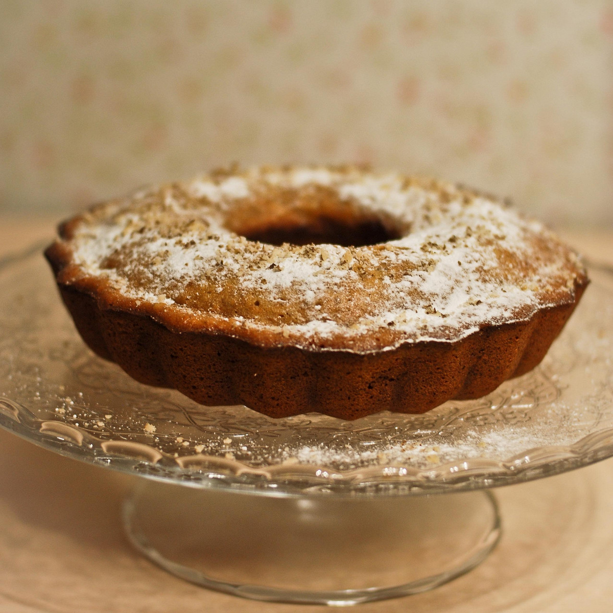 Фото рецепт Морковный кекс с грецкими орехами и корицей