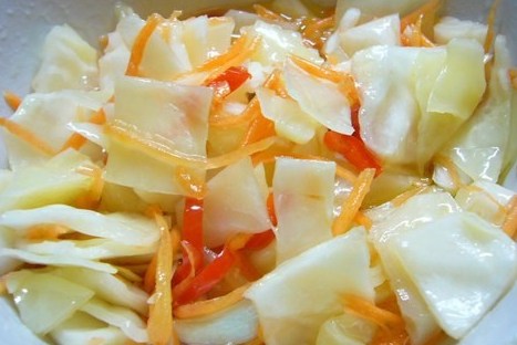 Фото рецепт Маринованная капуста на закуску