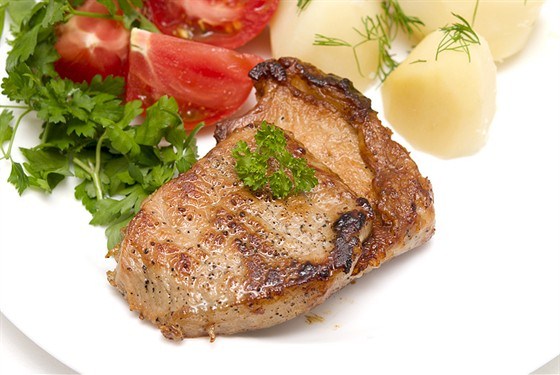 Фото рецепт Бифштекс с картофелем