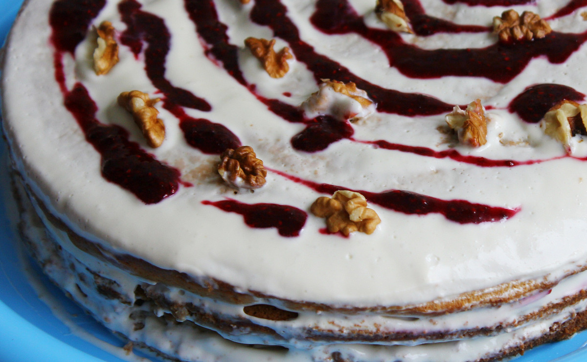 Фото рецепт Медовый торт со сметанным кремом