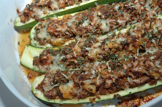 Фото рецепт Фаршированные мясом кабачки