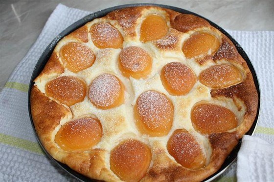 Фото рецепт Манная запеканка с орехами и абрикосами