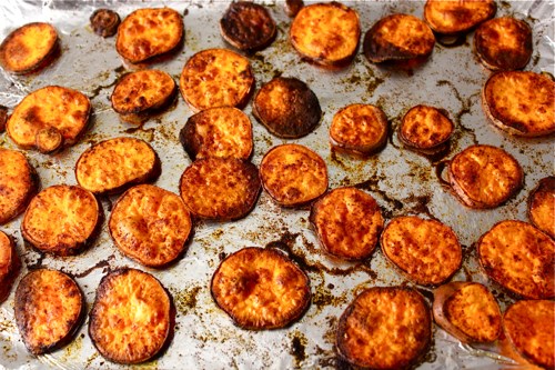 Фото рецепт Картофель с паприкой и чесноком на скорую руку