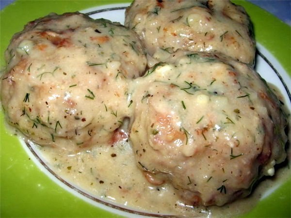 Фото рецепт Котлеты в соусе из плавленного сыра