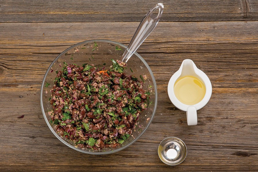 Фото рецепт Лобио с грецкими орехами и чили