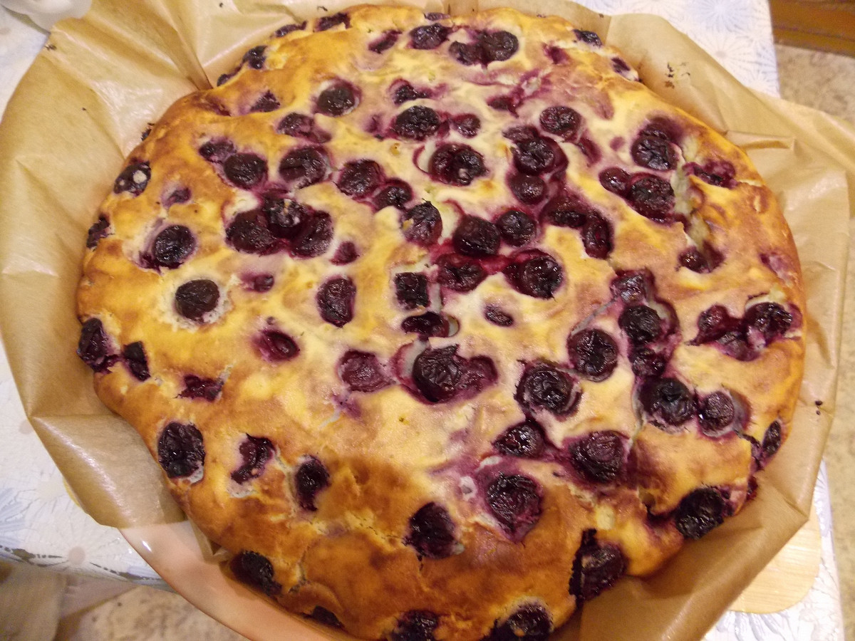 Фото рецепт Вишневый пирог с рикоттой