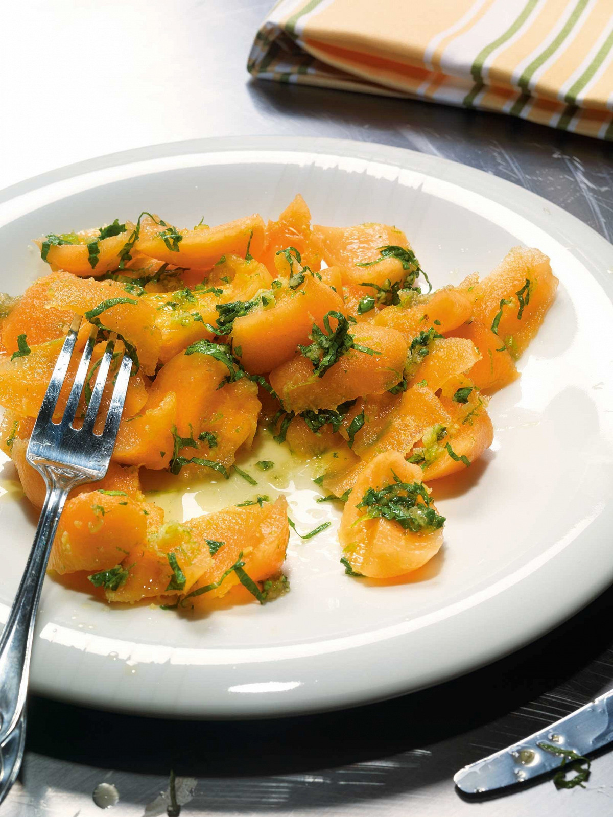 Фото рецепт Дыня с лаймом, мятой и имбирем