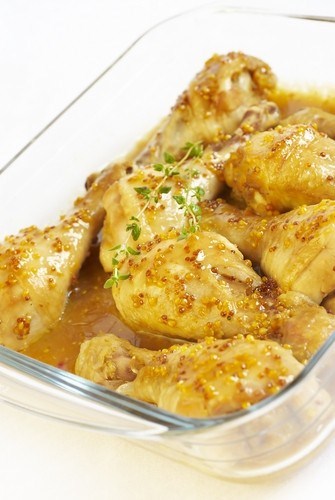 Фото рецепт Медово-горчичный соус для курицы на гриле