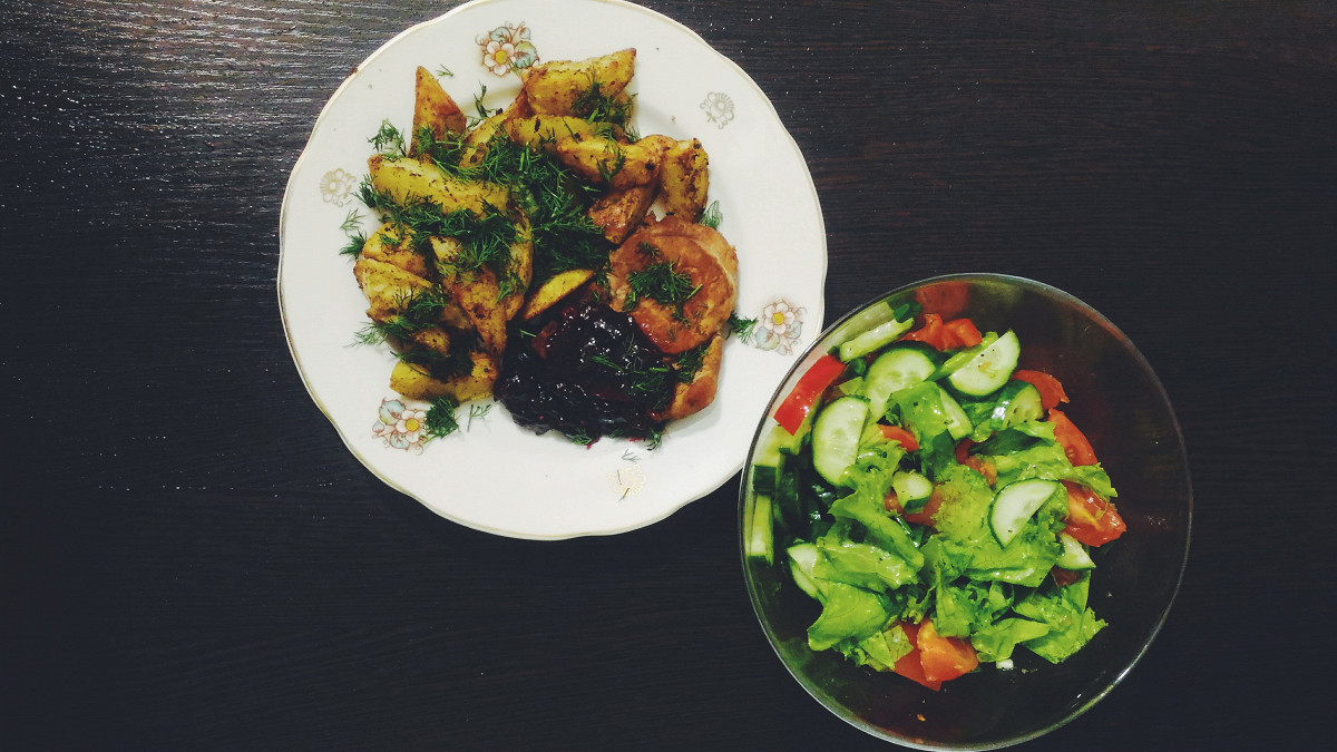 Фото рецепт Клюквенный соус для жаренного мяса