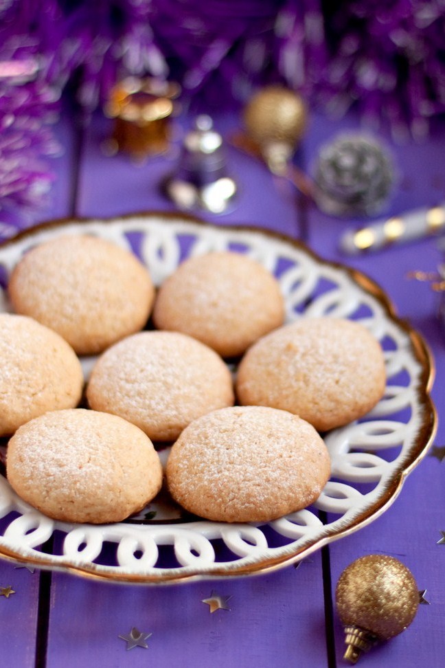 Фото рецепт Кокосовое печенье с кардамоном