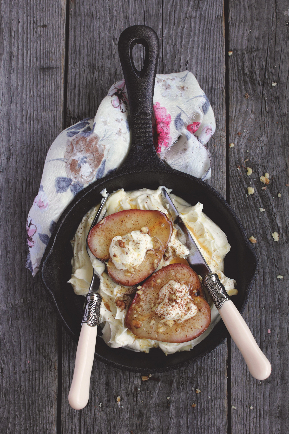 Фото рецепт Груши с кремом из маскарпоне