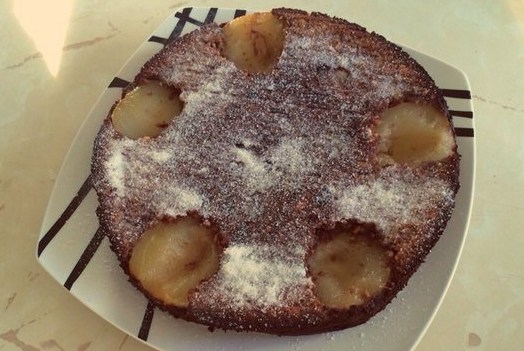Фото рецепт Шоколадный пирог с грушами