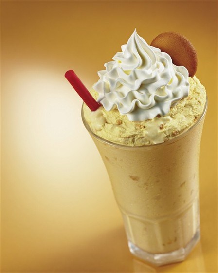 Фото рецепт Банановое пюре с медом и взбитыми сливками