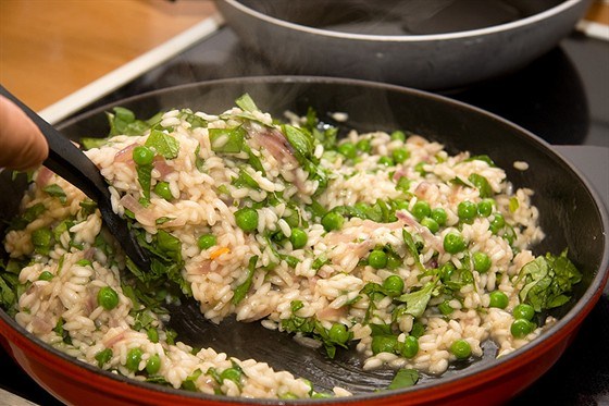 Фото рецепт Ризотто с горохом и беконом