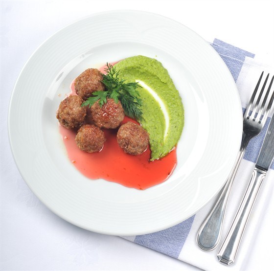 Фото рецепт Мясные крокеты с мятным гороховым пюре