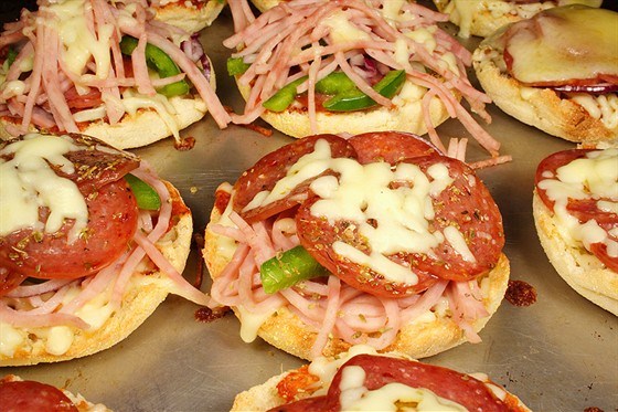 Фото рецепт Мини-пицца