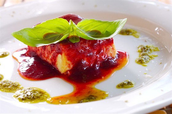 Фото рецепт Малиновая панна-котта