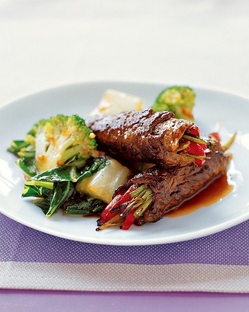 Фото рецепт Рулетики из говядины с начинкой из болгарского перца